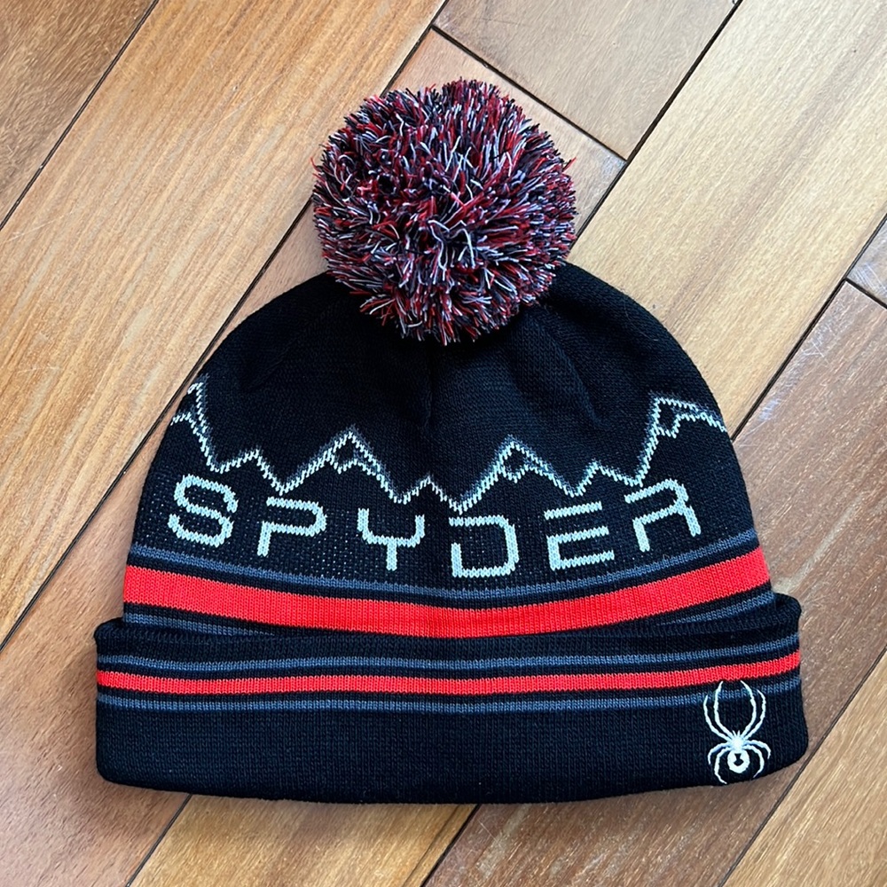 NWT Spyder pom “icebox “ beanie